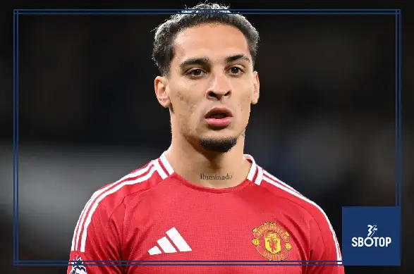 SBOTOP: Man Utd Urged to Avoid Antony Reunion Amid Criticism Over Inconsistent Form Despite Ajax and Betis Stints