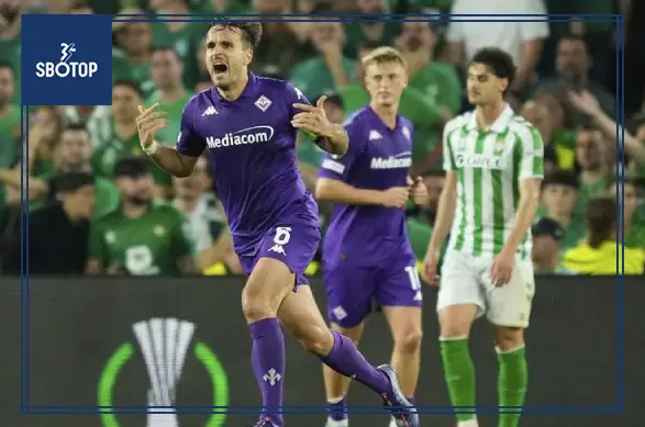 Bầu không khí cuồng nhiệt của cổ động viên Real Betis khiến Luca Ranieri kinh ngạc