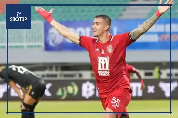 SBOTOP_ Dulu Dianggap Buangan, Kini Chechu Meneses Jadi Pahlawan Baru Malut United
