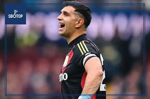 SBOTOP: Emiliano Martinez Puts Turkish Move on Hold for Manchester United?
