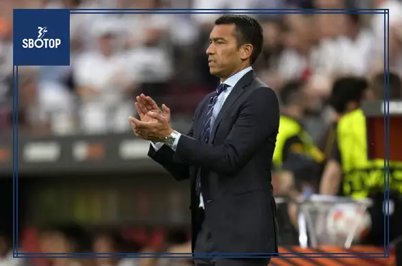 SBOTOP: Giovanni van Bronckhorst Berdarah Indonesia Siap Jadi Asisten Arne Slot di Liverpool