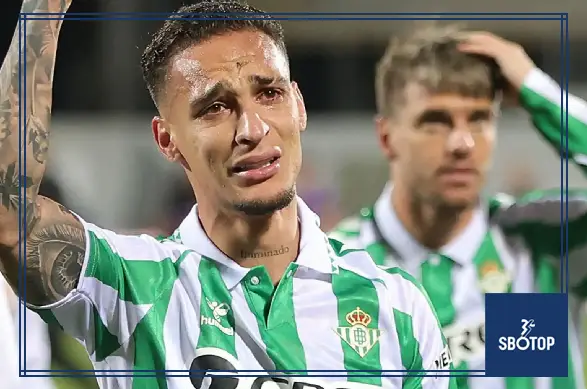 SBOTOP: Antony Faces Major Pay Cut as Real Betis Continue Talks to Land Man Utd Outcast in Double Brazilian Deal