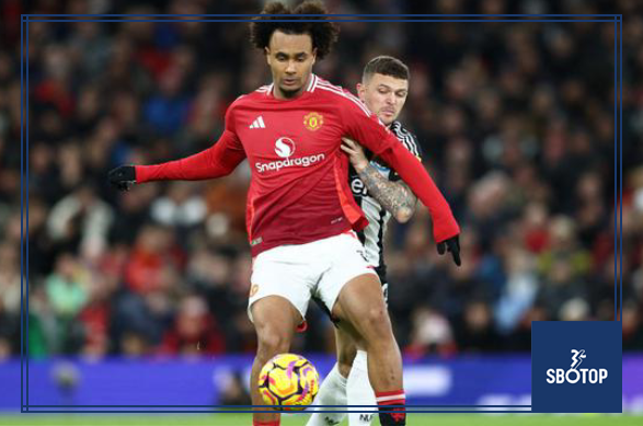 SBOTOP : Manchester United Linked With AS Roma Midfield Star Amid Joshua Zirkzee Transfer Speculation