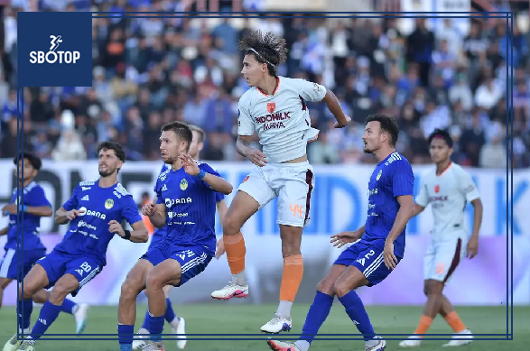 SBOTOP: Carlos Pena Berani Mainkan Dion Markx sebagai Starter Usai Bergabung Sebentar di Persita
